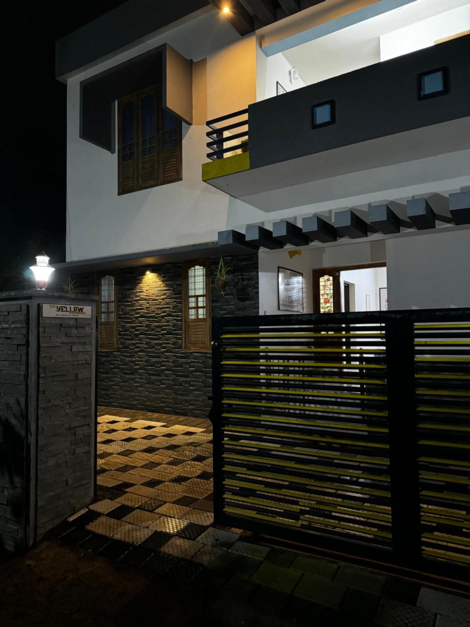 The Yellow Submarine Homestay *