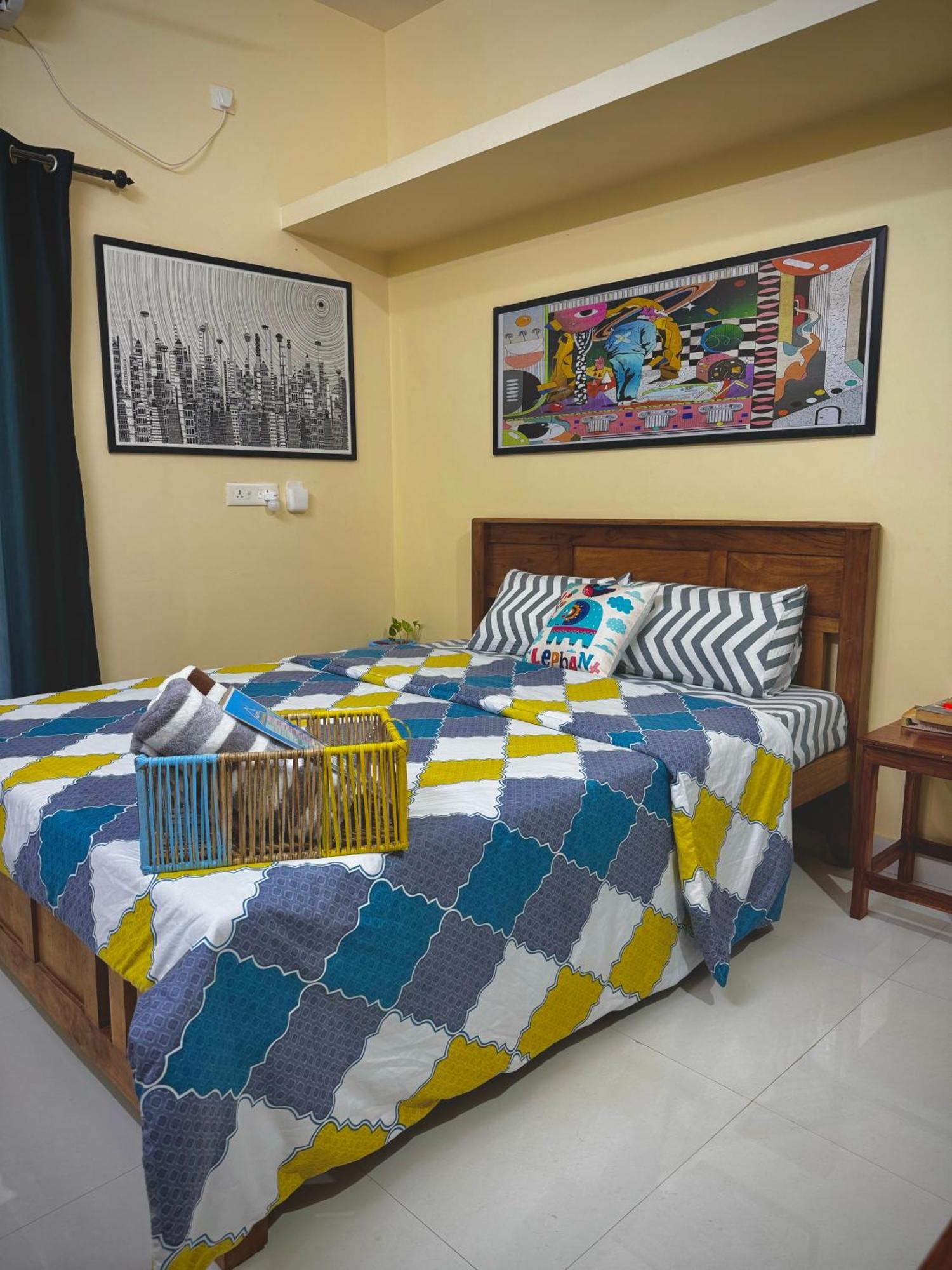 Homestay The Yellow Submarine